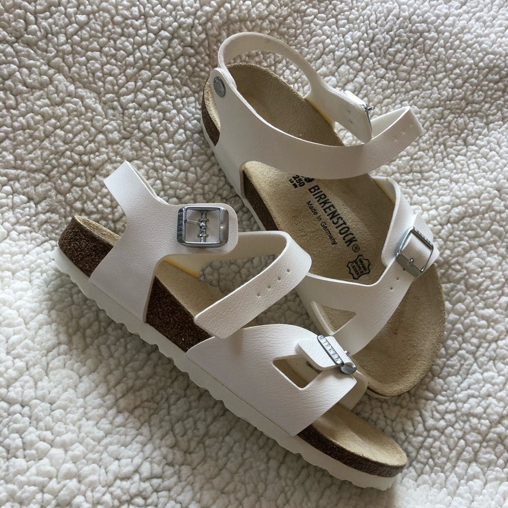 Birkenstock Rio: White - 39 - New